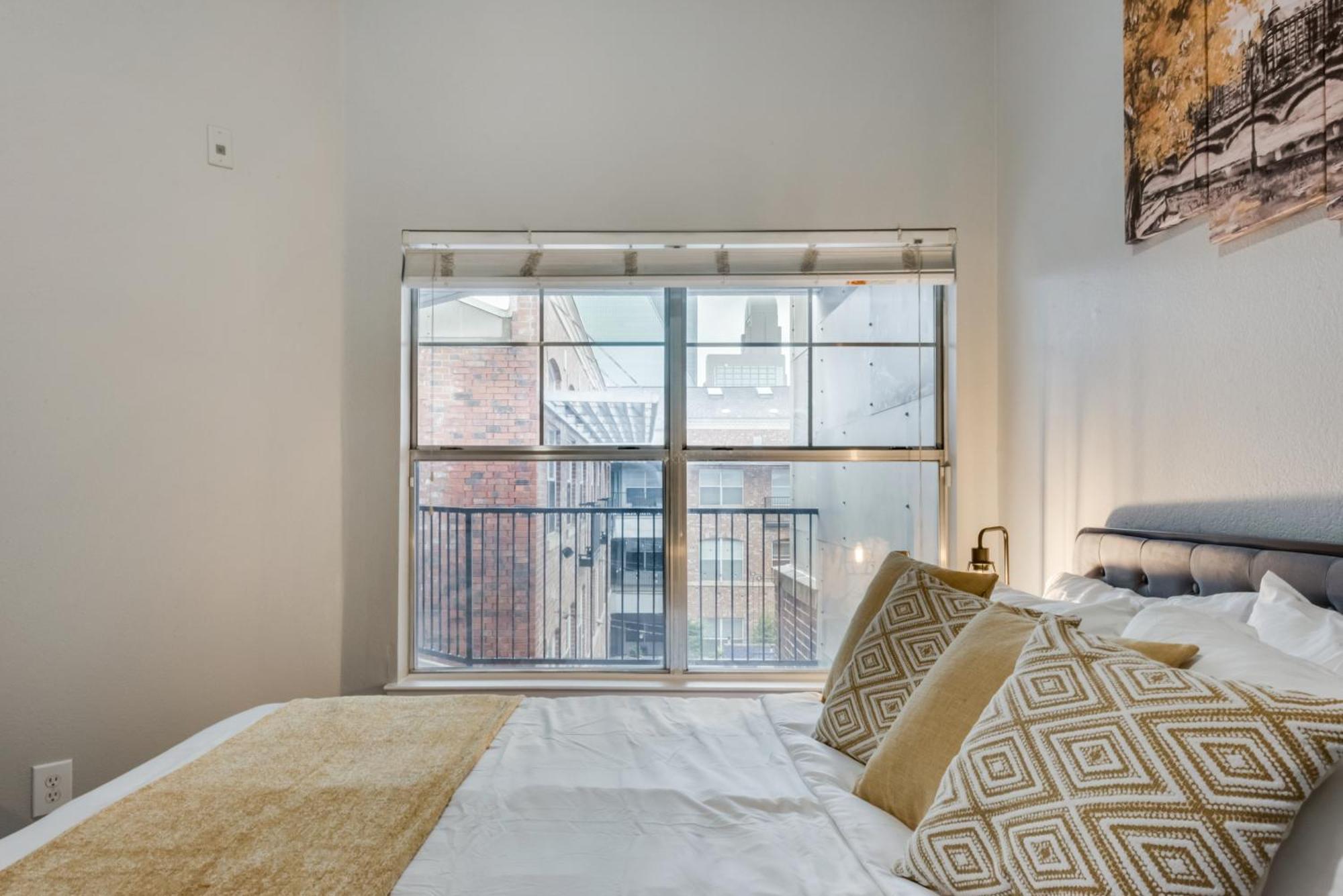 Loft Style 2Br Apt I Dallas City Center I Pool I Gym I Workspace I Pets Apartment Exterior photo